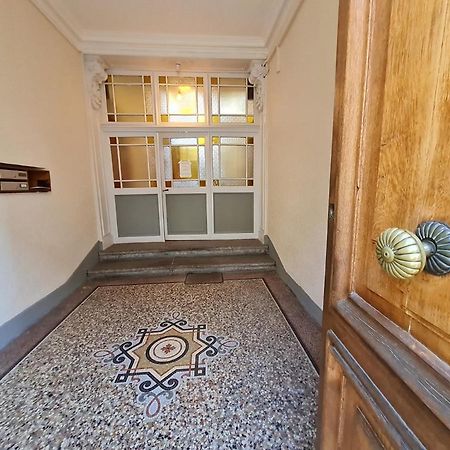 Appartement Intra Muros 8 Personnes Climatise Wifi Stationnement Facile アヴィニョン エクステリア 写真