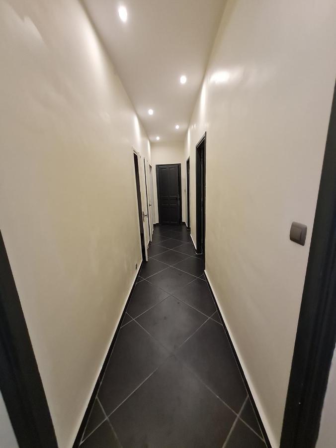 Appartement Intra Muros 8 Personnes Climatise Wifi Stationnement Facile アヴィニョン エクステリア 写真