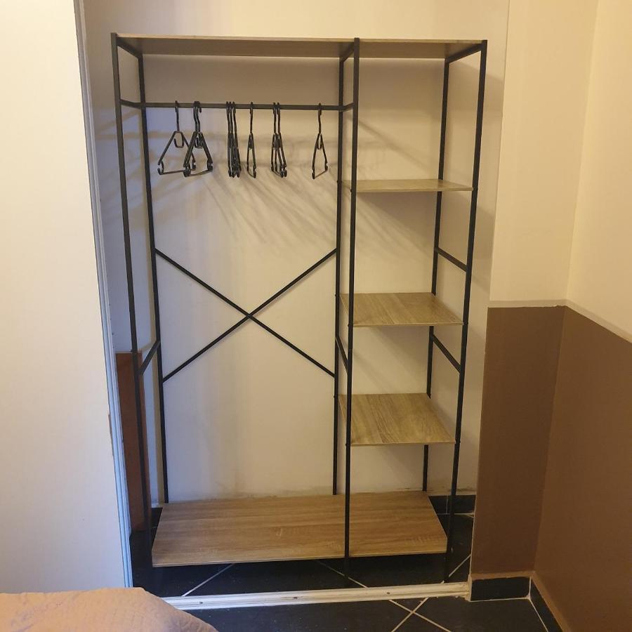 Appartement Intra Muros 8 Personnes Climatise Wifi Stationnement Facile アヴィニョン エクステリア 写真
