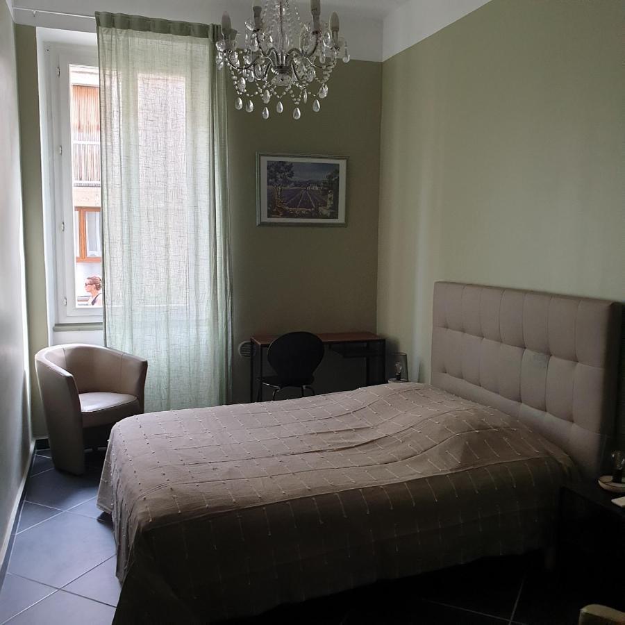 Appartement Intra Muros 8 Personnes Climatise Wifi Stationnement Facile アヴィニョン エクステリア 写真